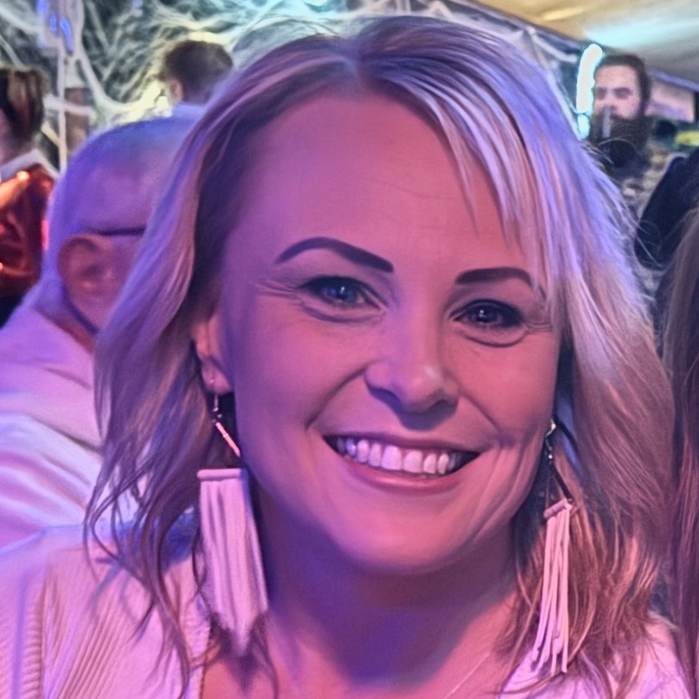 Meet your Posher, Tiffany
